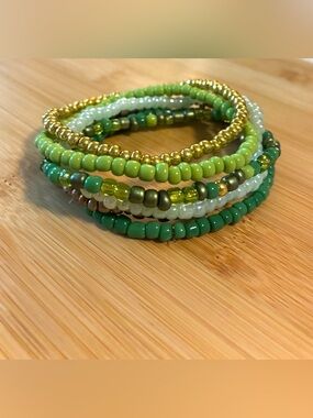 Green & Gold Beaded Stackable Bracelet Set